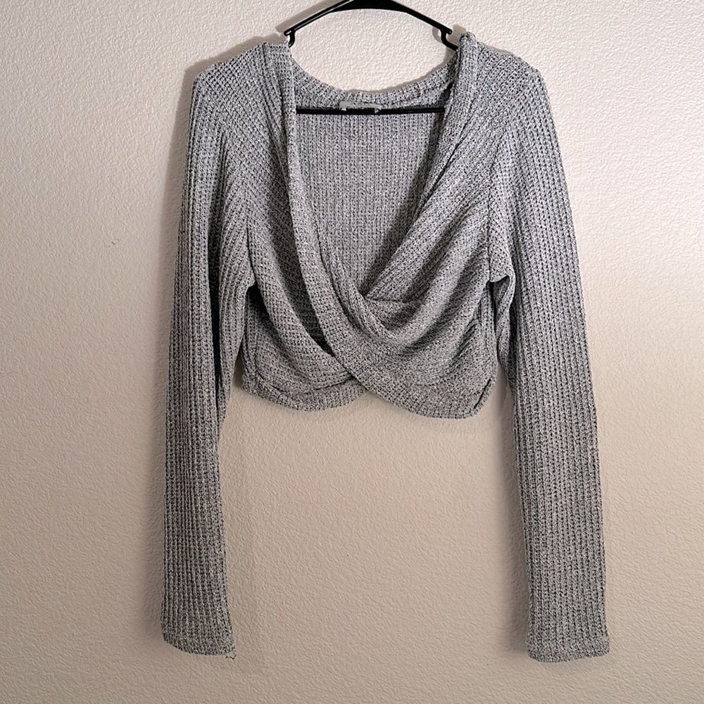 Crop Top Sweater Size Large